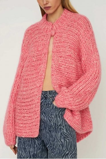 Barker in Super Pink