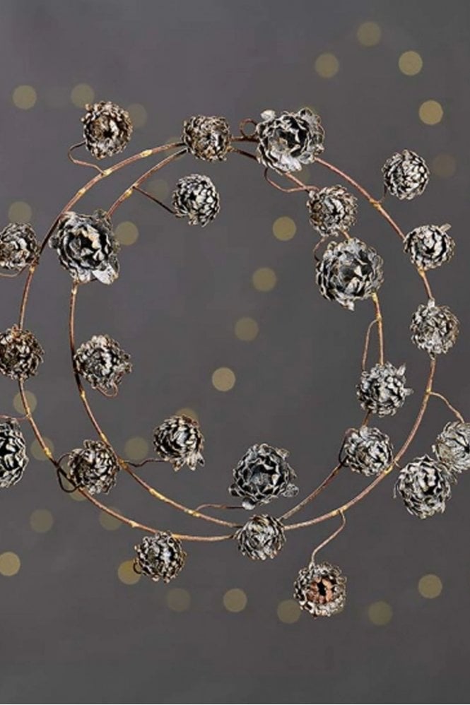 Nkuku Baranti Bud Wreath