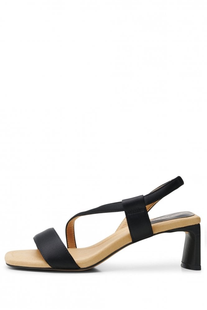 Shoe The Bear Sylvi Slingback in Black