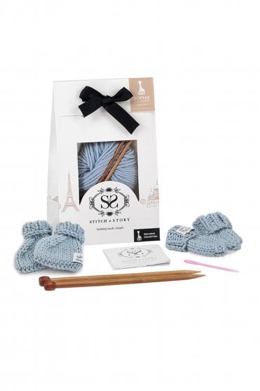 Sophie La Girafe Mini Mittens & Booties Knitting Kit in Baby Blue